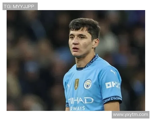 托尼斯足球明星的真实身份揭晓引发球迷热议与关注